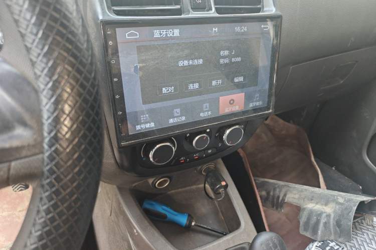 Used Wuling Rongguang V 2016 1.5L Standard Version Audio And AC Panel