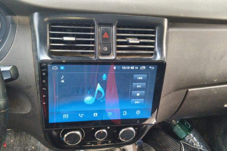 Used Wuling Rongguang V 2016 1.2L Standard Version Audio And AC Panel