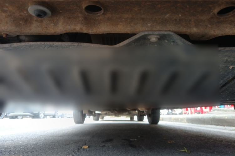 Used Wuling Rongguang V 2016 1.5L Practical Version Chassis Front