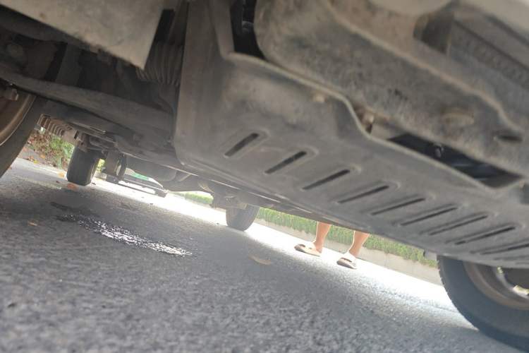Used Wuling Rongguang V 2016 1.5L Standard Version Chassis Front