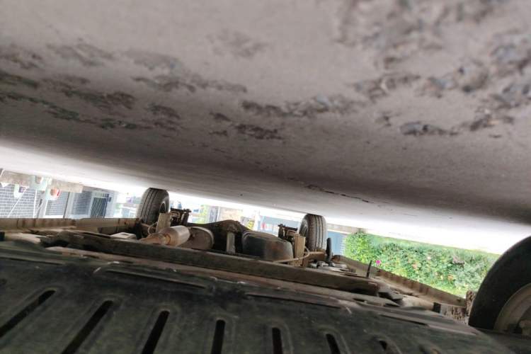 Used Wuling Rongguang V 2016 1.5L Standard Version Chassis Front
