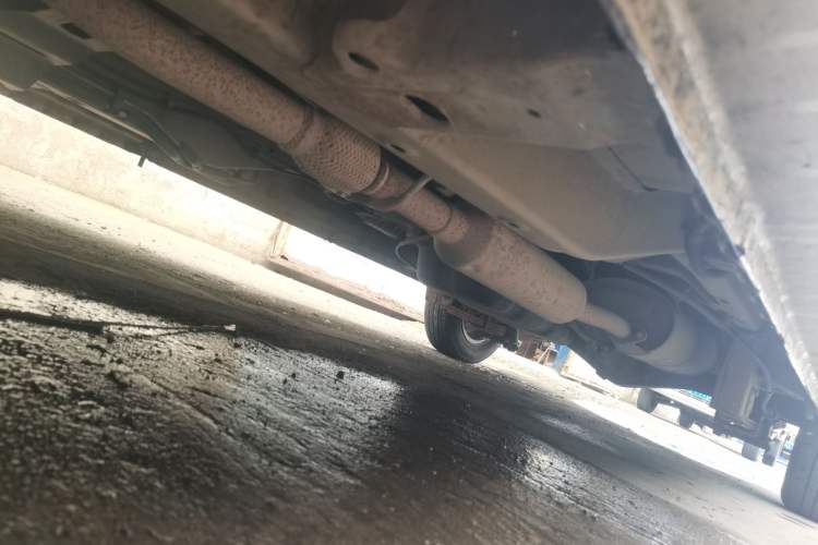 Used Wuling Rongguang V 2016 1.5L Standard Version Chassis Front Left