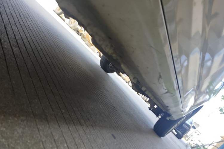 Used Wuling Rongguang V 2016 1.5L Standard Version Chassis Front Left