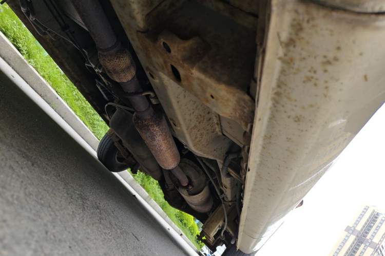 Used Wuling Rongguang V 2016 1.5L Standard Version Chassis Front Left