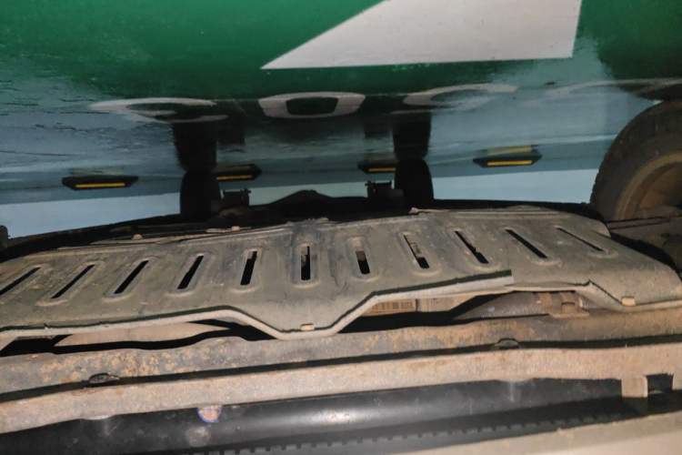 Used Wuling Rongguang V 2016 1.5L Standard Version Chassis Front