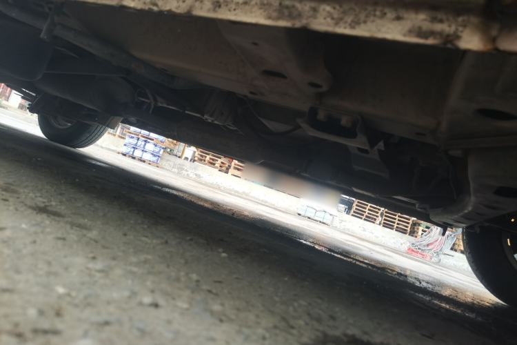 Used Wuling Rongguang V 2016 1.5L Standard Version Chassis Front Right