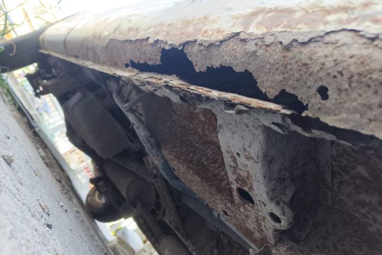 Used Wuling Rongguang V 2016 1.5L Standard Version Chassis Front Right