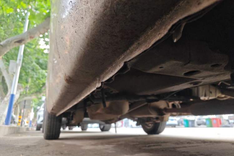 Used Wuling Rongguang V 2016 1.5L Standard Version Chassis Front Right