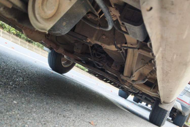 Used Wuling Rongguang V 2016 1.2L Standard Version Chassis Front Right