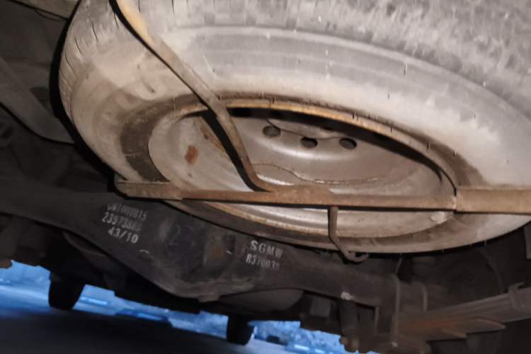 Used Wuling Rongguang V 2016 1.5L Standard Version Chassis Rear