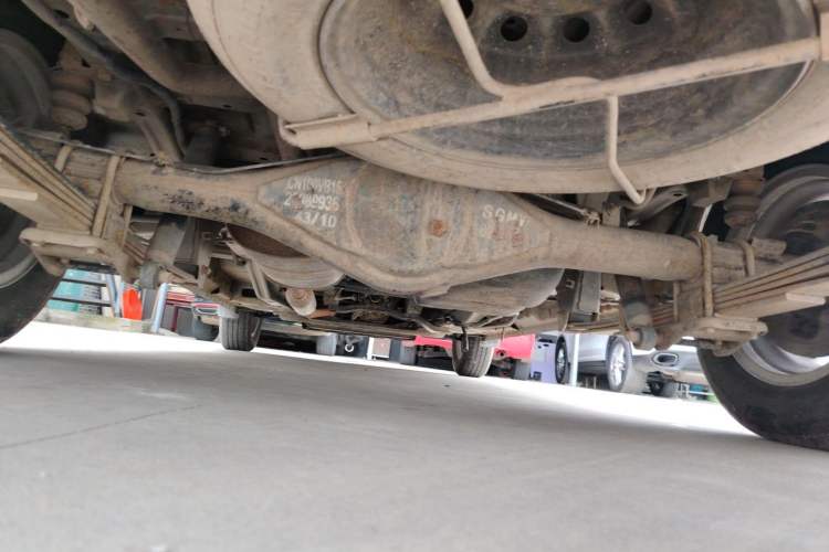 Used Wuling Rongguang V 2016 1.5L Standard Version Chassis Rear