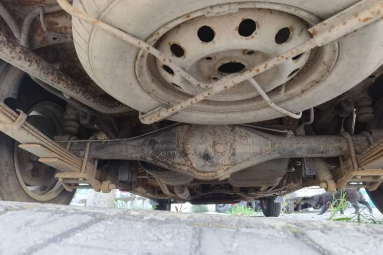 Used Wuling Rongguang V 2016 1.5L Standard Version Chassis Rear