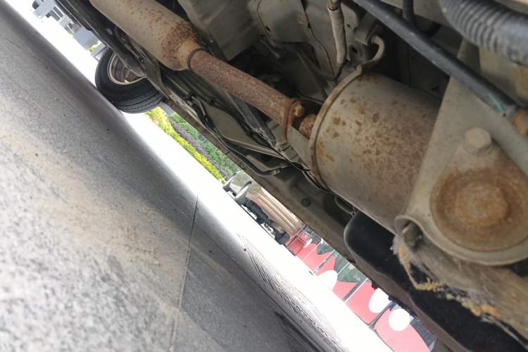 Used Wuling Rongguang V 2016 1.5L Standard Version Chassis Rear Left