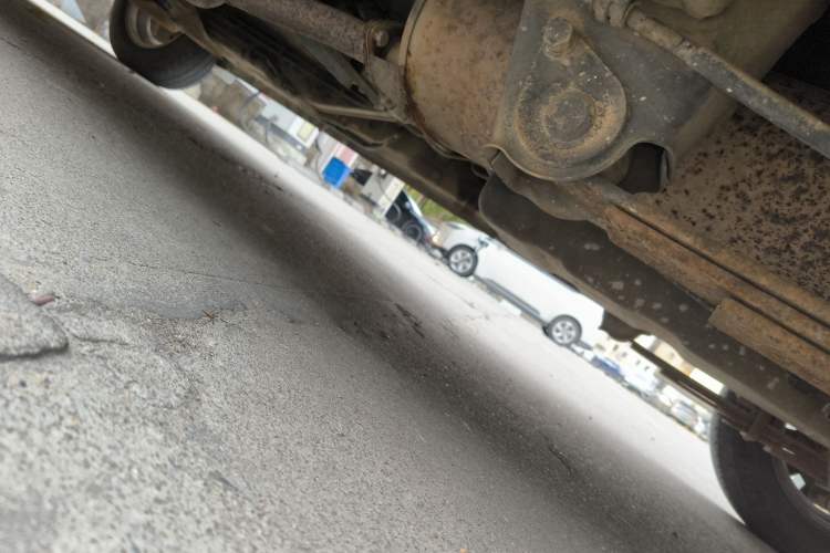 Used Wuling Rongguang V 2016 1.5L Standard Version Chassis Rear Left