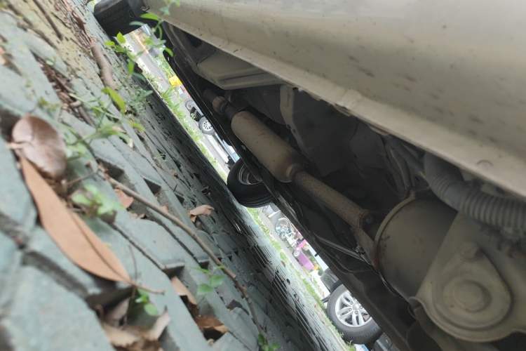 Used Wuling Rongguang V 2016 1.5L Standard Version Chassis Rear Left