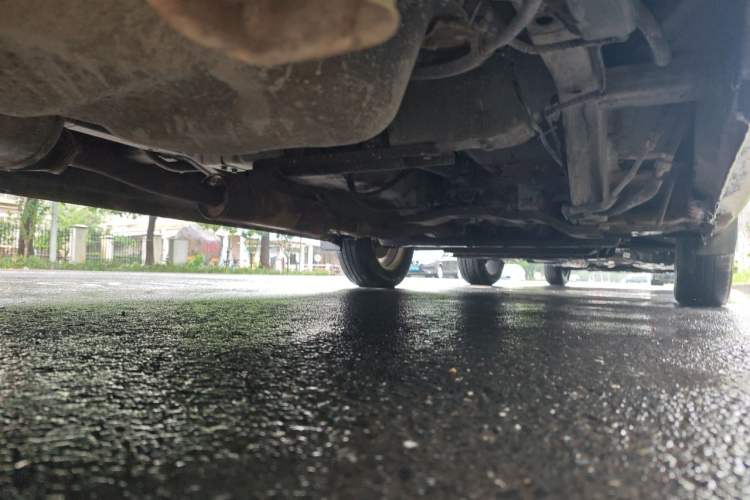 Used Wuling Rongguang V 2016 1.5L Standard Version Chassis Rear Left