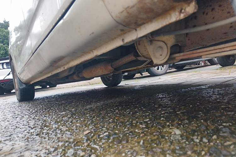 Used Wuling Rongguang V 2016 1.5L Practical Version Chassis Rear Left