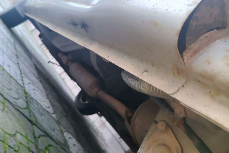 Used Wuling Rongguang V 2016 1.5L Standard Version Chassis Rear Left