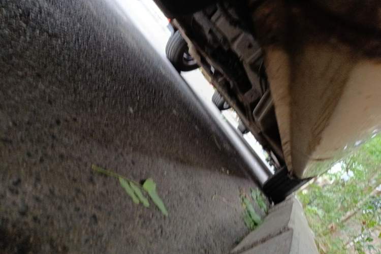 Used Wuling Rongguang V 2016 1.5L Practical Version Chassis Rear Right