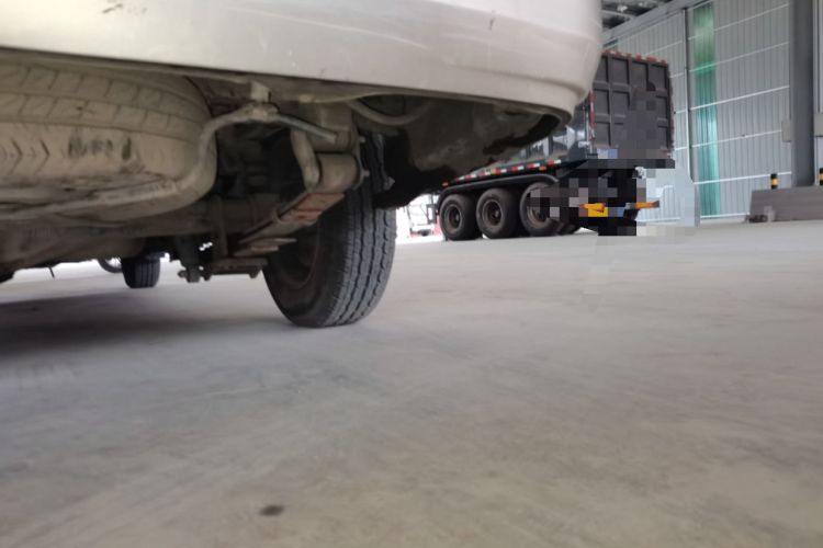 Used Wuling Rongguang V 2016 1.5L Practical Version Chassis Rear Right