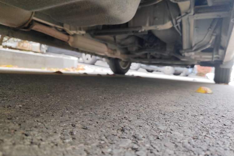 Used Wuling Rongguang V 2016 1.5L Standard Version Chassis Rear Right