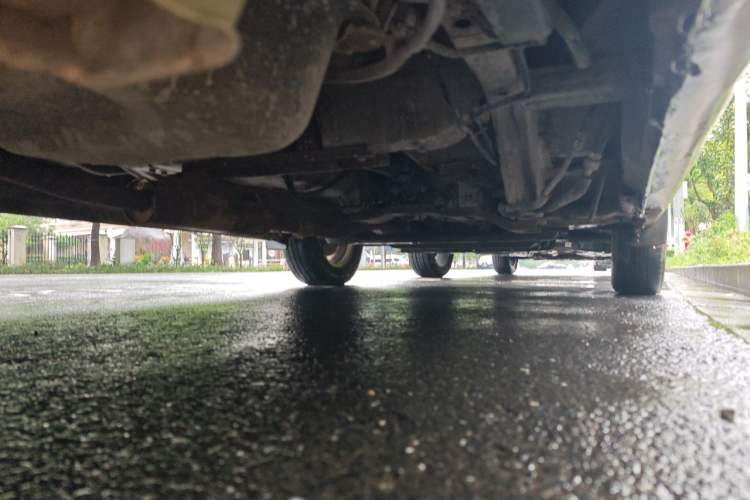 Used Wuling Rongguang V 2016 1.5L Standard Version Chassis Rear Right