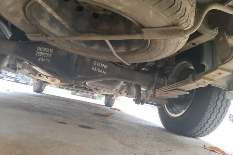 Used Wuling Rongguang V 2016 1.5L Standard Version Chassis Rear