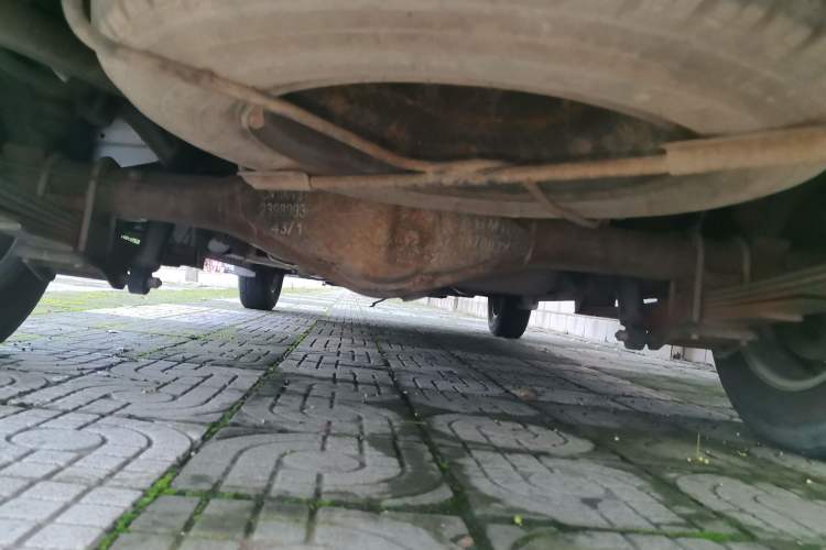 Used Wuling Rongguang V 2016 1.5L Standard Version Chassis Rear