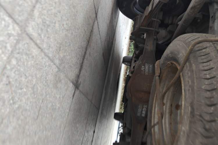 Used Wuling Rongguang V 2016 1.5L Standard Version Chassis Rear