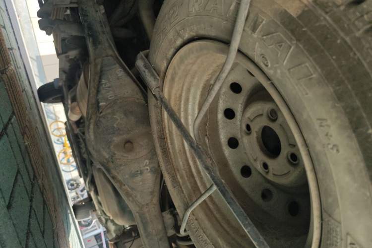 Used Wuling Rongguang V 2016 1.5L Standard Version Chassis Rear