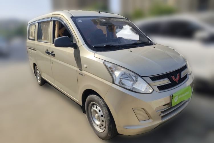 Used Wuling Rongguang V 2016 1.5L Practical Version Exterior 2