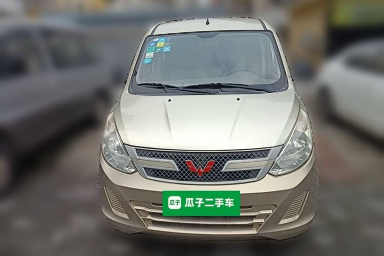 Used Wuling Rongguang V 2016 1.5L Practical Version Front