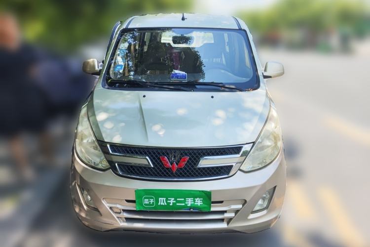 Used Wuling Rongguang V 2016 1.5L Practical Version Non-Power-Assisted Front