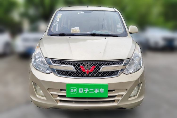 Used Wuling Rongguang V 2016 1.5L Standard Version Front