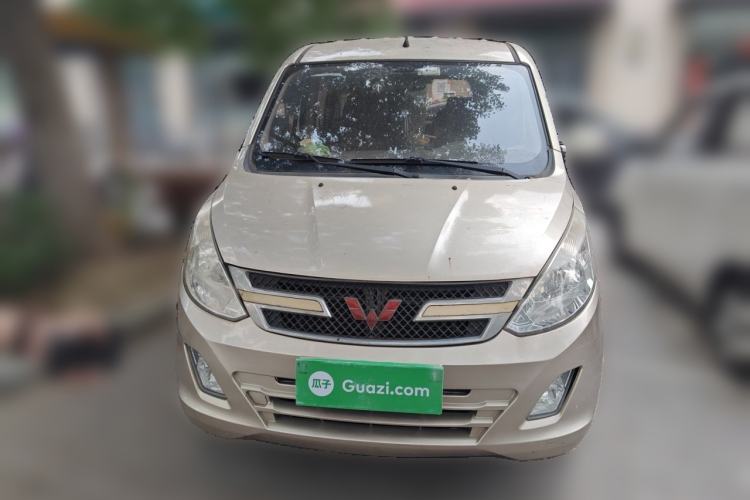 Used Wuling Rongguang V 2016 1.5L Standard Version Front