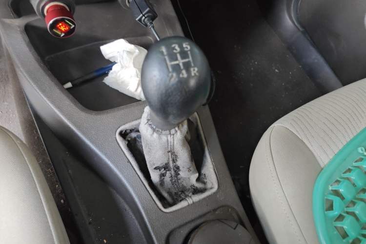 Used Wuling Rongguang V 2016 1.5L Standard Version Gear Lever