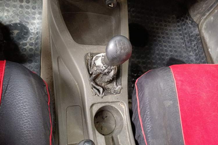 Used Wuling Rongguang V 2016 1.5L Practical Version Gear Lever