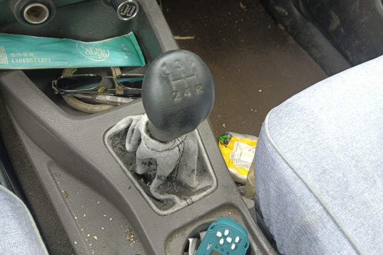Used Wuling Rongguang V 2016 1.5L Standard Version Gear Lever