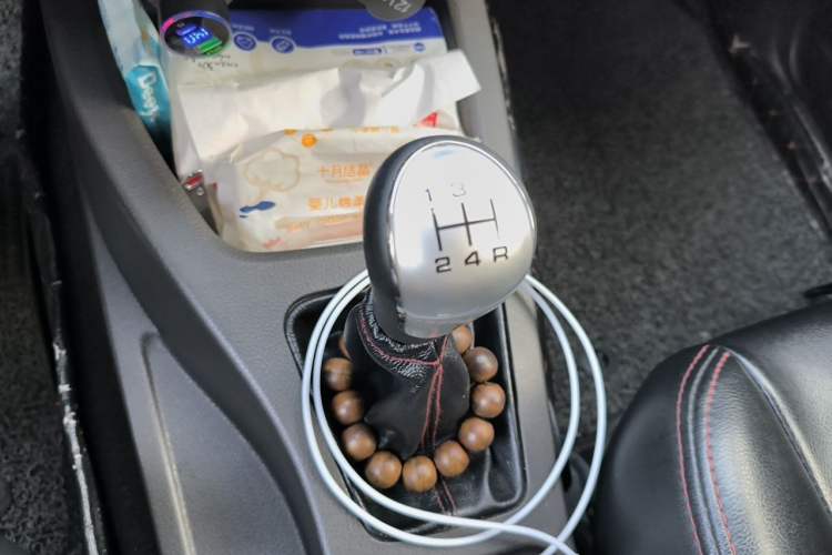 Used Wuling Rongguang V 2016 1.5L Standard Version Gear Lever