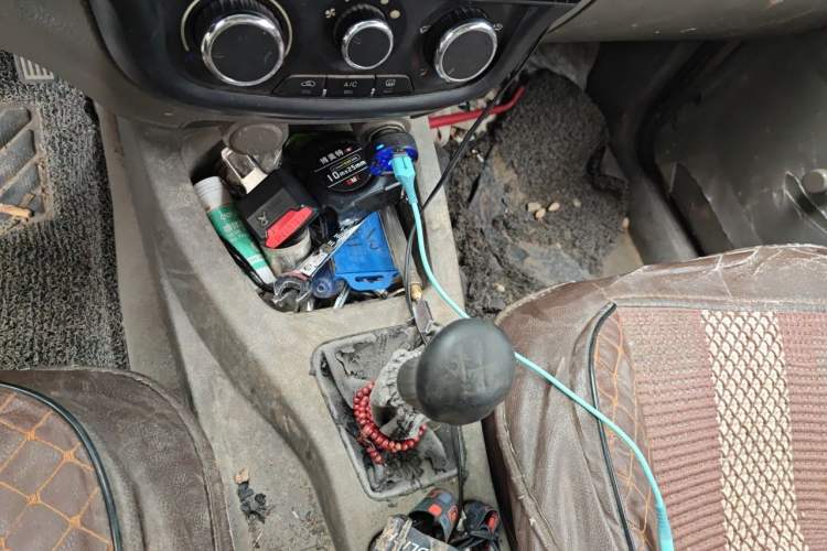 Used Wuling Rongguang V 2016 1.5L Practical Version Gear Lever