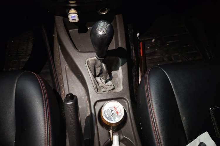 Used Wuling Rongguang V 2016 1.5L Standard Version Gear Lever