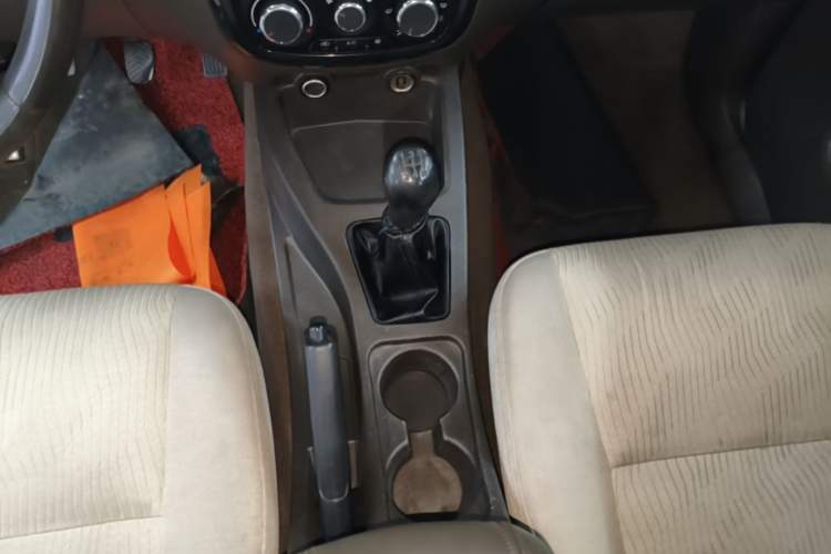 Used Wuling Rongguang V 2016 1.5L Standard Version Gear Lever