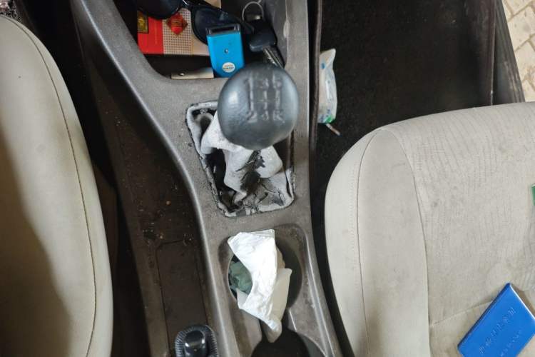 Used Wuling Rongguang V 2016 1.5L Standard Version Gear Lever