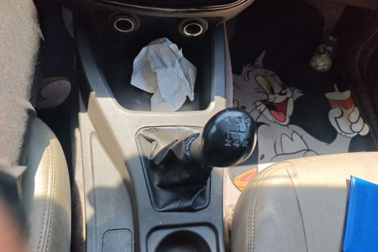 Used Wuling Rongguang V 2016 1.5L Standard Version Gear Lever