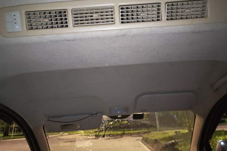 Used Wuling Rongguang V 2016 1.5L Standard Version Headliner