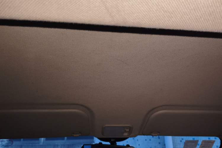 Used Wuling Rongguang V 2016 1.5L Standard Version Headliner