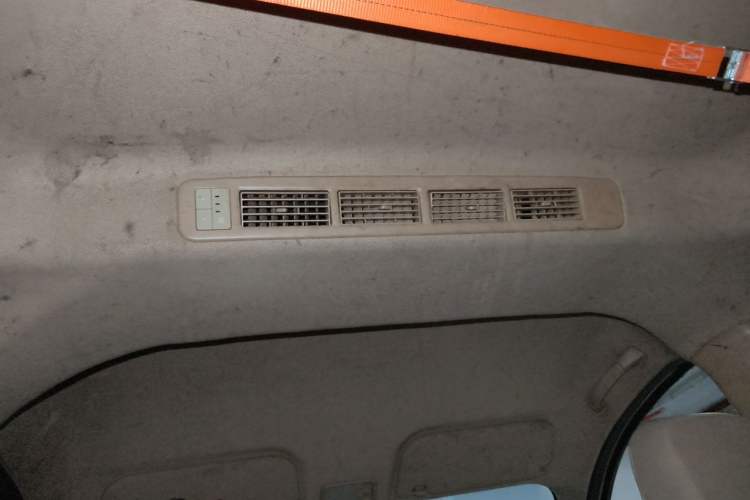 Used Wuling Rongguang V 2016 1.5L Standard Version Headliner