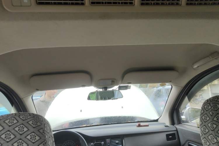 Used Wuling Rongguang V 2016 1.5L Standard Version Headliner