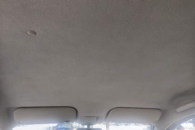 Used Wuling Rongguang V 2016 1.2L Practical Model Non-Power-Assisted Headliner
