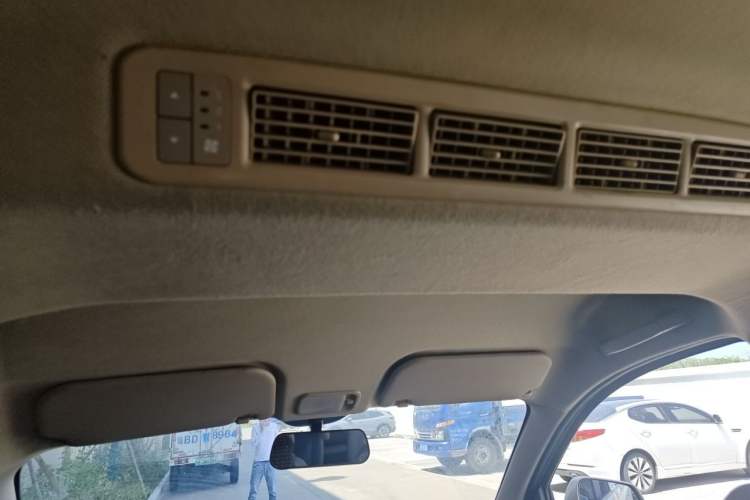 Used Wuling Rongguang V 2016 1.5L Standard Version Headliner